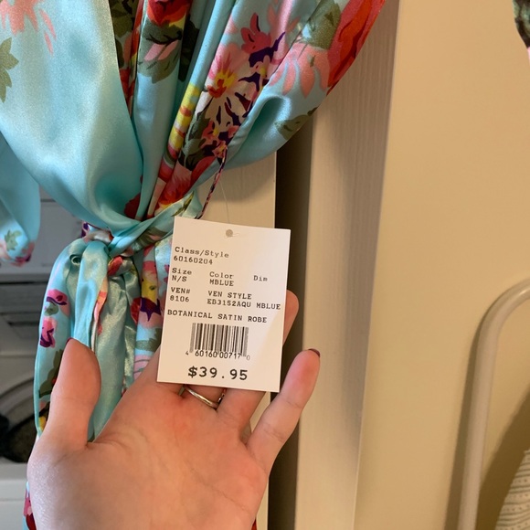 NWT David’s Bridal Floral Satin Robe - Aqua Blue - Picture 4 of 6